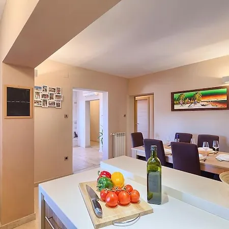 Fran Apartment Banjole