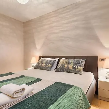Fran Apartament