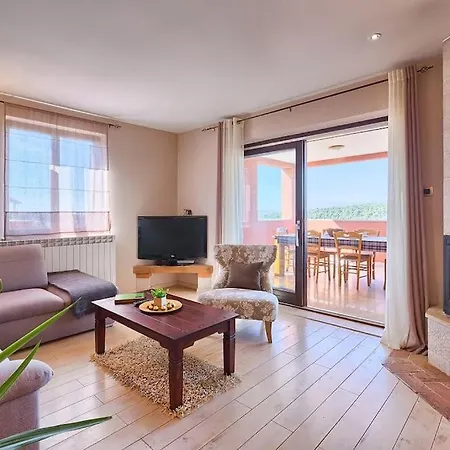 Fran Apartment *