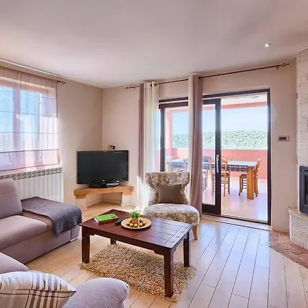 Apartment Fran *