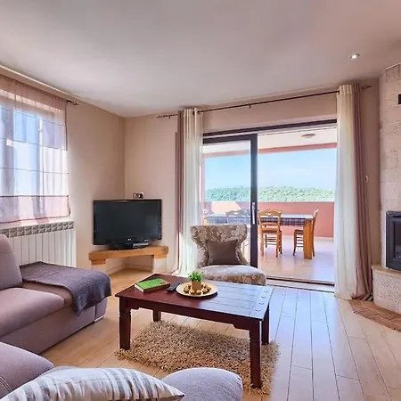 Fran Apartment Banjole